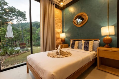 Bed, Natural landscape, Garden, Photo of the whole room, Bedroom, Garden view, Mountain view