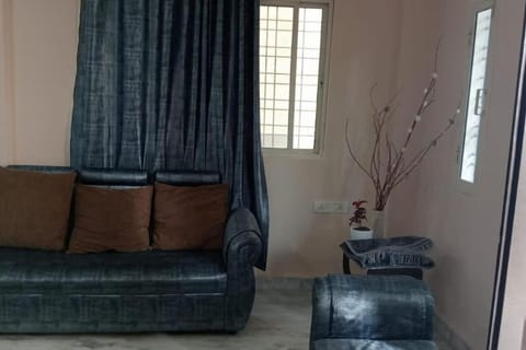 Luxury 9BHK AC Entire Building for families in Hyd Villa in Hyderabad