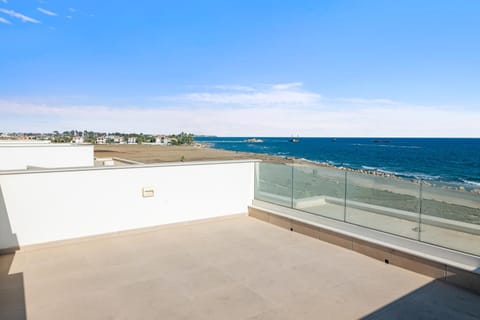 Day, Natural landscape, View (from property/room), Balcony/Terrace, Sea view