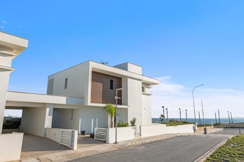 Property building, Day, Natural landscape, Sea view