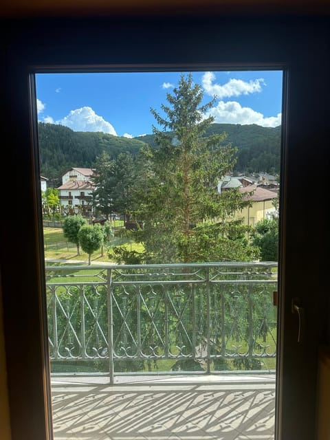 Natural landscape, Balcony/Terrace, Mountain view