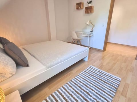 2 room apt at It-district Neustadt & free parking Apartment in Dresden-Neustadt