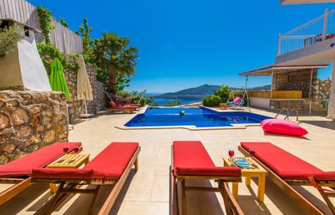 Patio, Day, View (from property/room), Balcony/Terrace, Mountain view, Pool view, Swimming pool, sunbed