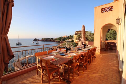 Patio, Balcony/Terrace, Dining area, Sea view