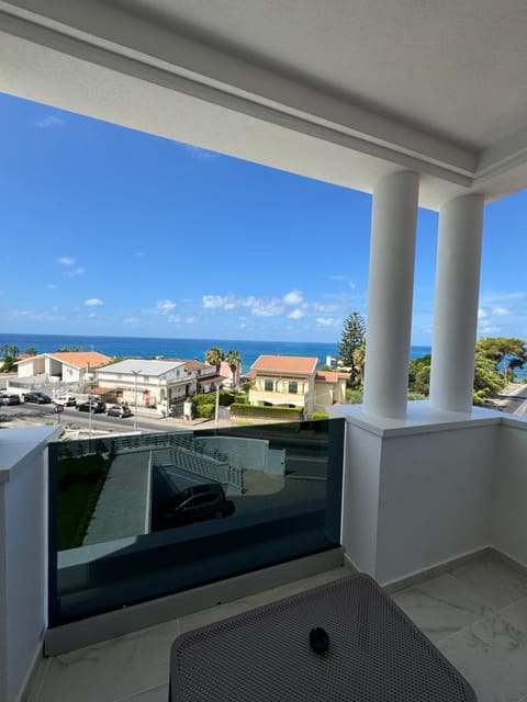 Day, Natural landscape, View (from property/room), Balcony/Terrace, Sea view