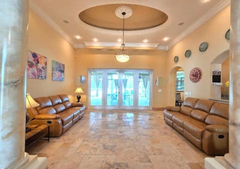 Stars Manor-Disney-Universal-Pool-22people Villa in Poinciana