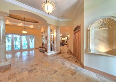 Stars Manor-Disney-Universal-Pool-22people Villa in Poinciana