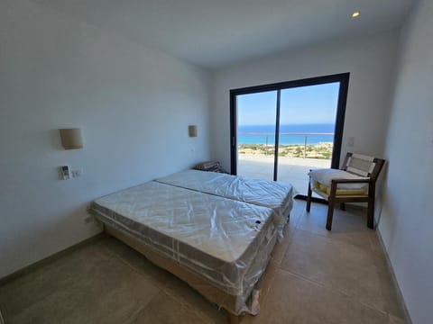 Bed, Photo of the whole room, Bedroom, Sea view