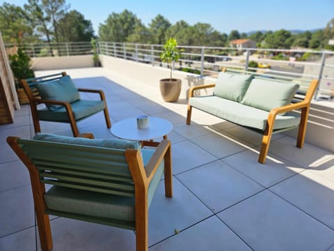 Patio, Day, View (from property/room), Balcony/Terrace