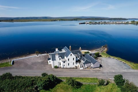 Property building, Natural landscape, Bird's eye view, View (from property/room), Sea view