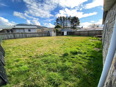 1 Double Beds Studio, 95 Aquirus Drive, Rotorua Bed and Breakfast in Rotorua