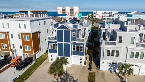 SeaRenity with rooftop and ocean views House in Carolina Beach