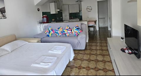 Casa Arcobaleno - giardino e parcheggio gratuito House in La Spezia