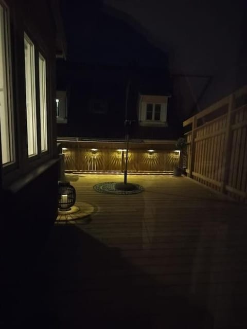 Patio, Night