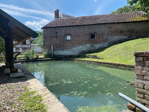 La Halte de la Hunière House in Normandy