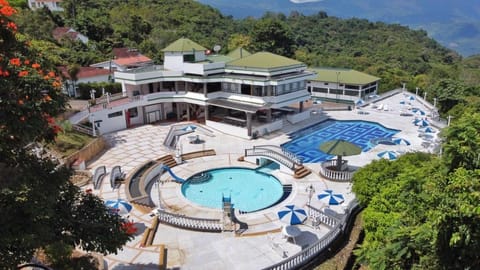 Bird's eye view, Swimming pool