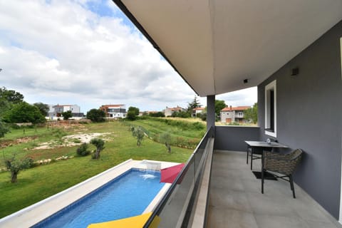 Balcony/Terrace, Pool view