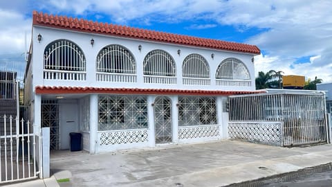 Property building, Day, Street view