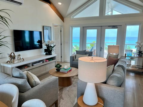 Natural landscape, TV and multimedia, Living room, Evening entertainment, Sea view