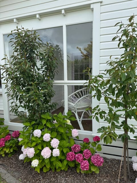 Luxury Magnolia Bungalow Casa in Havelock North