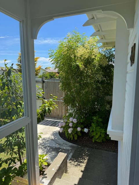 Luxury Magnolia Bungalow Casa in Havelock North