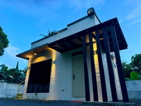 Vals Farm Guesthouse Bed and Breakfast in Bicol