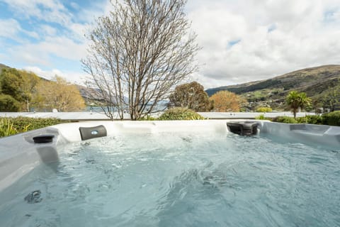 Hot Tub, View (from property/room), Lake view