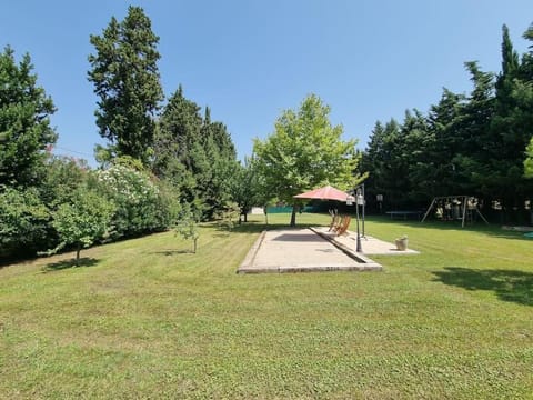 Avignon grande villa avec piscine sans vis à vis Villa in Avignon