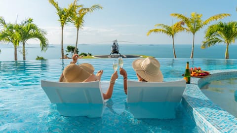 Pool view, Sea view, Swimming pool, sunbed