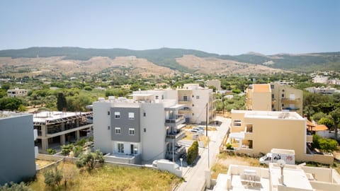 Property building, Neighbourhood, Bird's eye view, Mountain view, Street view