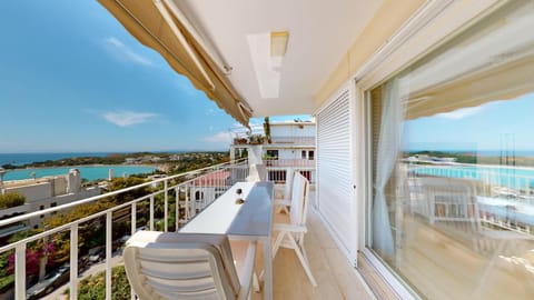 Terpsichore Riviera Panoramic Sea View apartment Apartment in Vouliagmeni