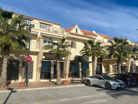 Property building, Neighbourhood, Street view