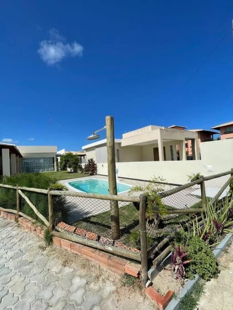 Casa no Villa das Águas com piscina privativa House in State of Sergipe, Brazil