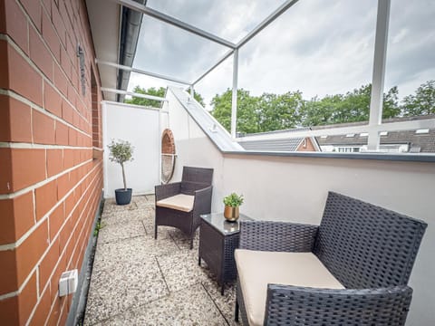 Day, View (from property/room), Balcony/Terrace, Seating area, Garden view