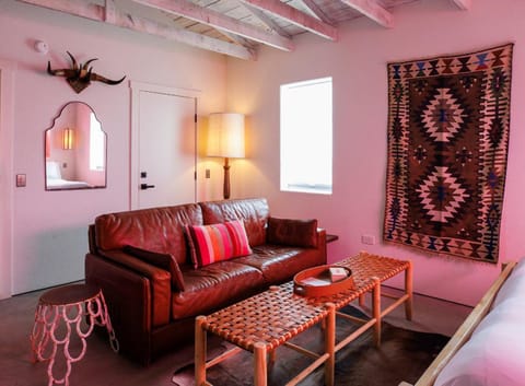 Large West Texas Suite at Iconic Property Appartement in Marfa