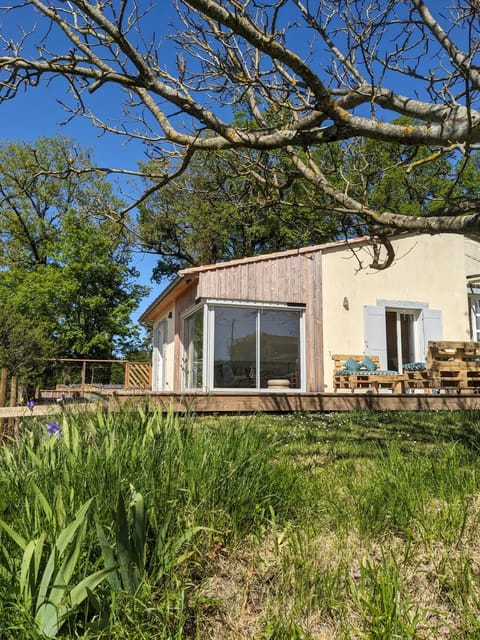 Property building, Garden view