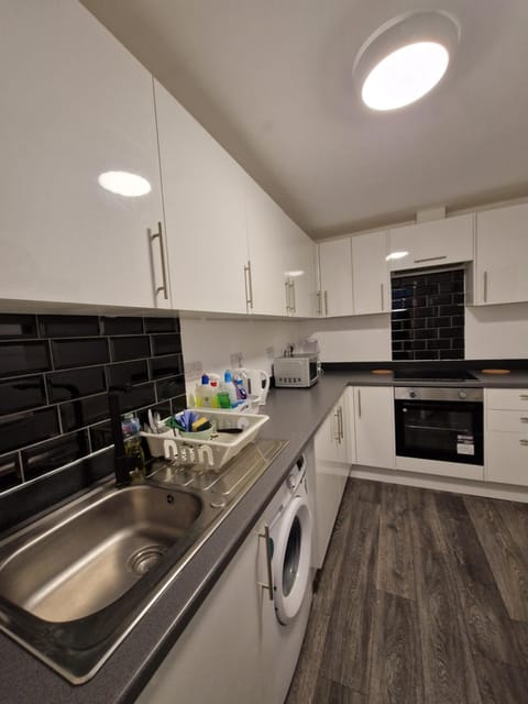 En-suite Mitcham Bed and Breakfast in London Borough of Croydon