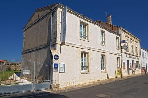 Hôtel Bar Restaurant La Marie Galante Hôtel in Saint-Georges-d'Oléron