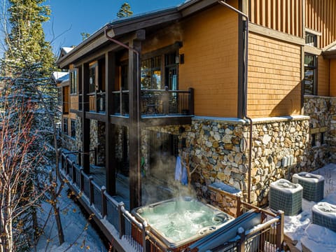 Luxury Home, Central Location, Amazing Views, Game-Theater Rooms, Hot tub at Deer Valley Lookout 2! House in Park City