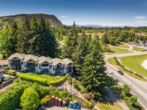 Property building, Neighbourhood, Bird's eye view, Location