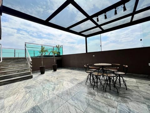 Patio, Day, Balcony/Terrace, Seating area