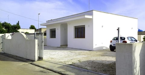 Property building, Street view