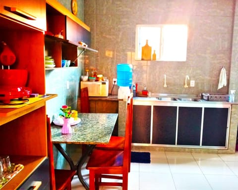 minibar, stove, kitchen