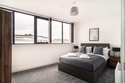 Smart 1 Bed Apartment in Central Wrexham Apartment in Wrexham