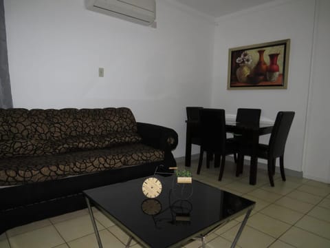 Living room, Seating area, Dining area, air conditioner