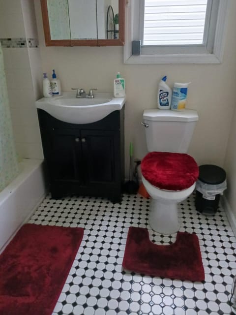 Toilet, Bathroom