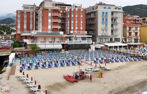 Property building, Beach