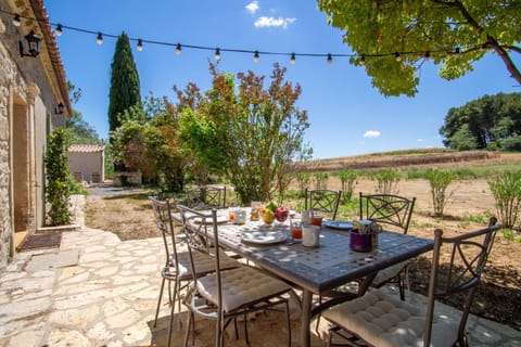 Gîte nature avec piscine privée House in Mèze