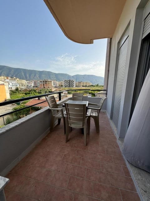 View (from property/room), Balcony/Terrace, Mountain view