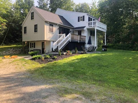 Acadia Waterfront Escape House in Surry